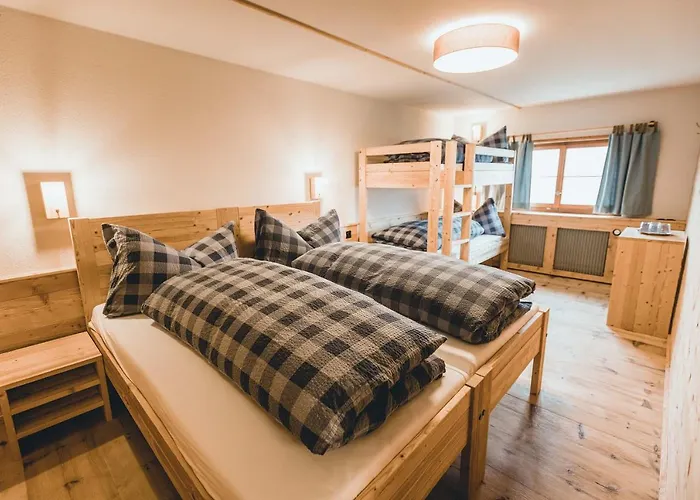 Alpenblick Bergrestaurant & Hotell *