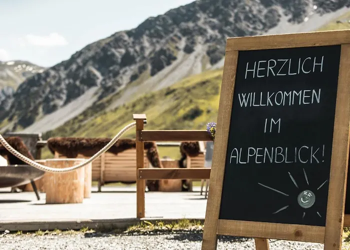 Alpenblick Bergrestaurant & Hotell *